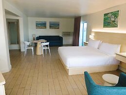 Chateau Mar Beach Resort