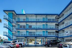 Chateau Mar Beach Resort