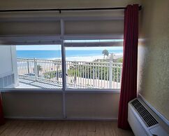 Chateau Mar Beach Resort