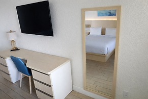 Chateau Mar Beach Resort