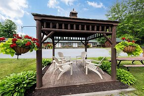 Scotty's Lakeside Resort