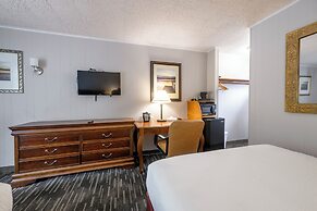 Scotty's Lakeside Resort