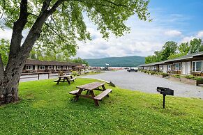 Scotty's Lakeside Resort