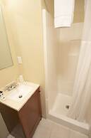 Scotty's Lakeside Resort