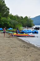 Scotty's Lakeside Resort