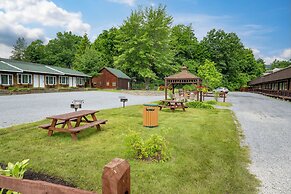 Scotty's Lakeside Resort