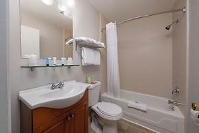 Scotty's Lakeside Resort