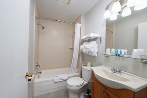 Scotty's Lakeside Resort