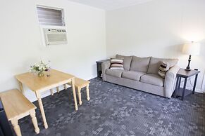 Scotty's Lakeside Resort