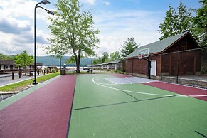 Scotty's Lakeside Resort