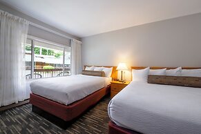 Scotty's Lakeside Resort