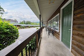 Scotty's Lakeside Resort