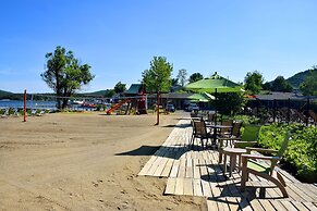 Scotty's Lakeside Resort