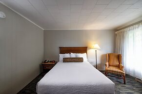 Scotty's Lakeside Resort