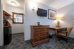 Scotty's Lakeside Resort