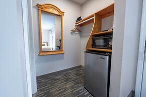 Scotty's Lakeside Resort