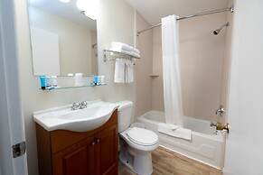 Scotty's Lakeside Resort