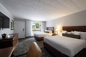 Scotty's Lakeside Resort