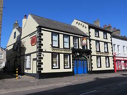 The Queens Head Hotel