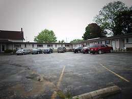 Canadiana Motel