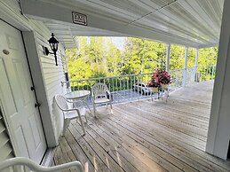 Bay Breeze Resort