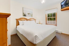 Bay Breeze Resort