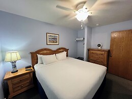 Bay Breeze Resort