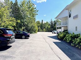 Bay Breeze Resort