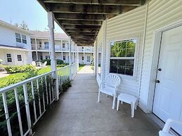 Bay Breeze Resort