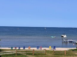 Bay Breeze Resort
