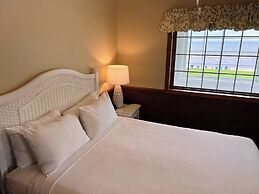 Bay Breeze Resort