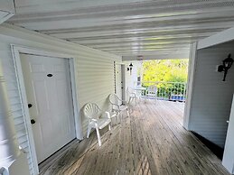 Bay Breeze Resort