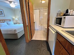 Bay Breeze Resort