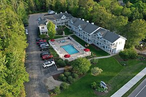 Bay Breeze Resort