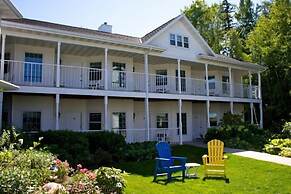 Bay Breeze Resort