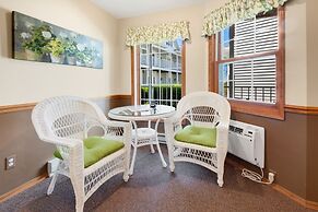Bay Breeze Resort