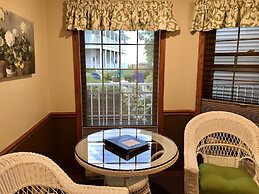 Bay Breeze Resort