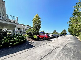 Bay Breeze Resort