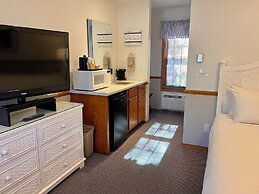 Bay Breeze Resort