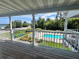 Bay Breeze Resort