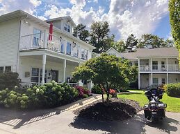 Bay Breeze Resort
