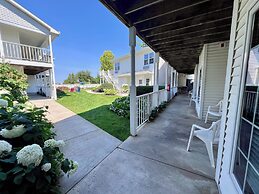 Bay Breeze Resort