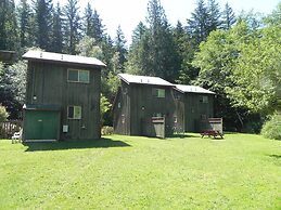 Forest Echoes Cabins