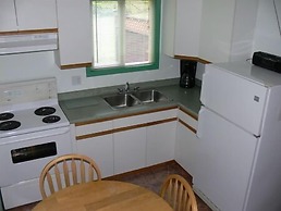 Forest Echoes Cabins