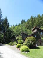 Forest Echoes Cabins