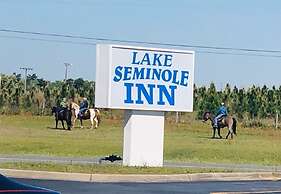 Lake Seminole Inn