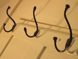 Colston Hall Cottages