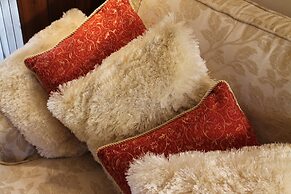 Colston Hall Cottages