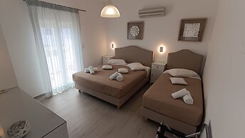 Cyclades Studios - Paros