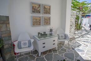 Cyclades Studios - Paros